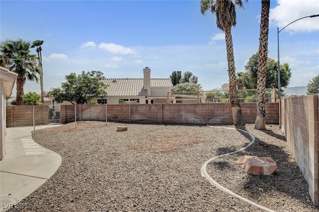 Building Photo - 4528 Rodman Dr