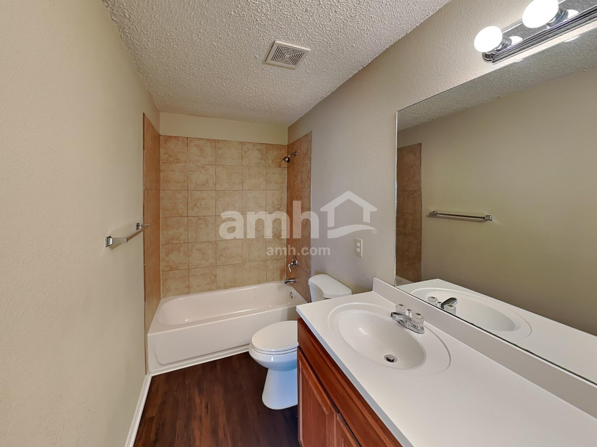 Building Photo - 9307 Sunlit Pt