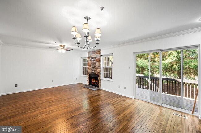 Building Photo - 1430 Redwood Ct