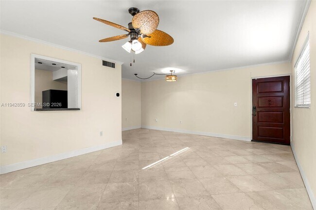 Building Photo - 821 Euclid Ave