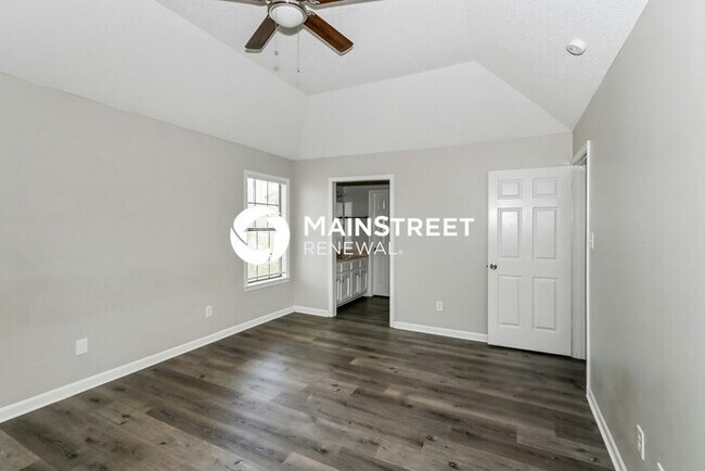 Building Photo - 3 Bedroom Pet-Friendly Home in Olive Branch, MS with Main Street Renewal