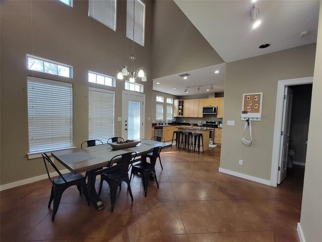 Building Photo - 4500 Avenue C