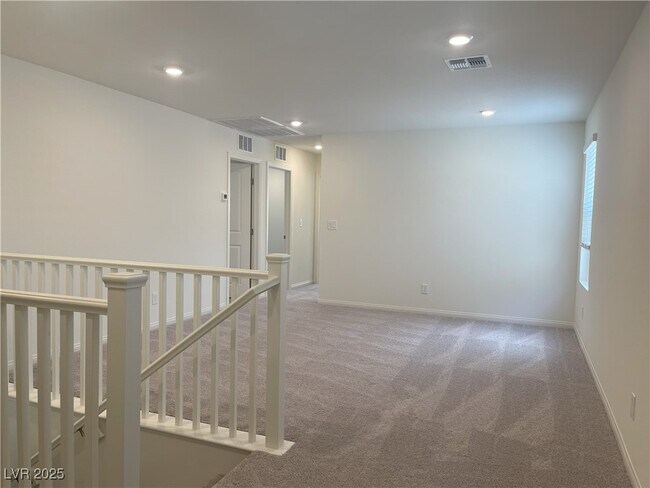 Building Photo - 7376 Daly Grv St