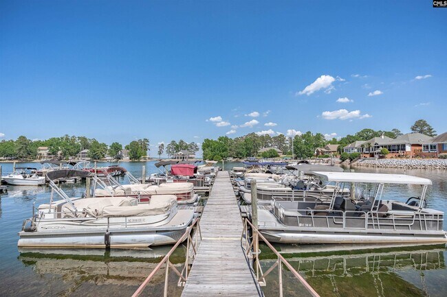 Building Photo - 301 Harbor Heights Dr