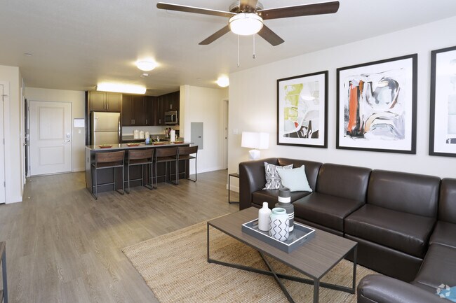 4BR - Living Room - U Club Sunnyside | Student Apartments