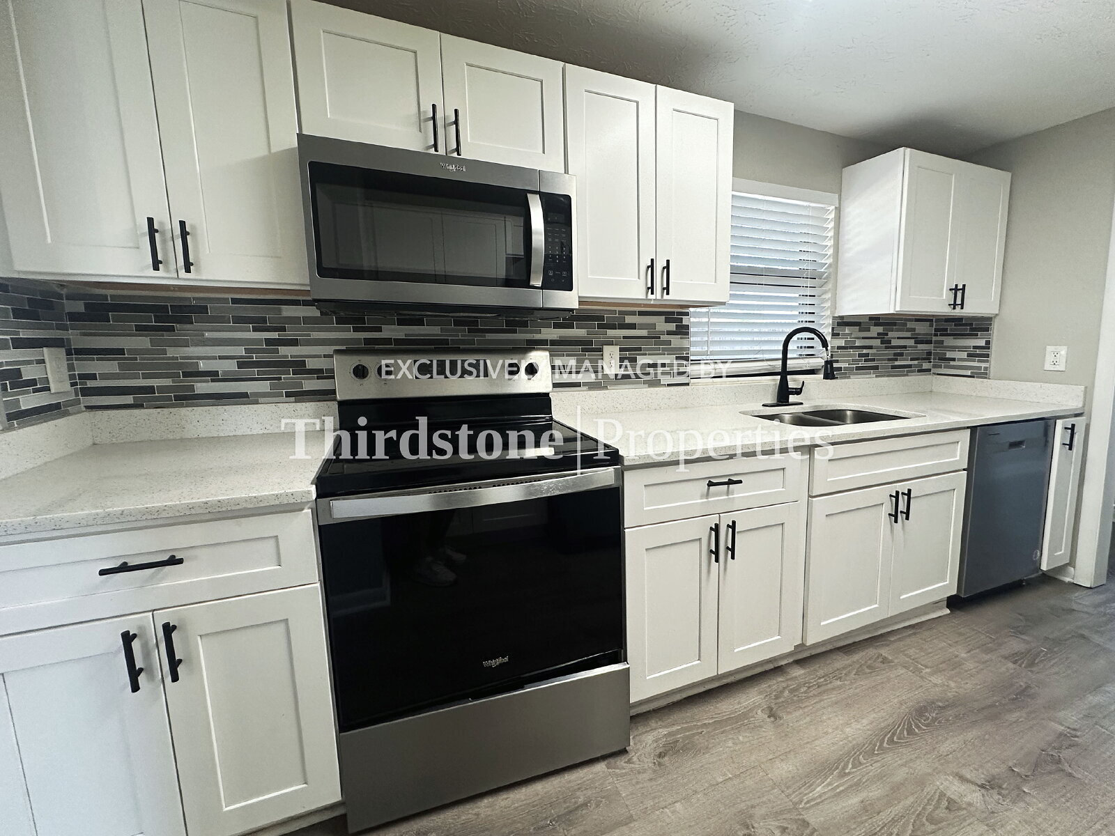 Building Photo - 10833 Liscard Rd S