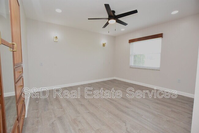 Building Photo - 3602 Bruton Rd