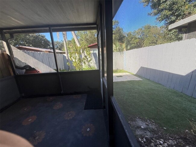 Building Photo - 992 Stucki Terrace