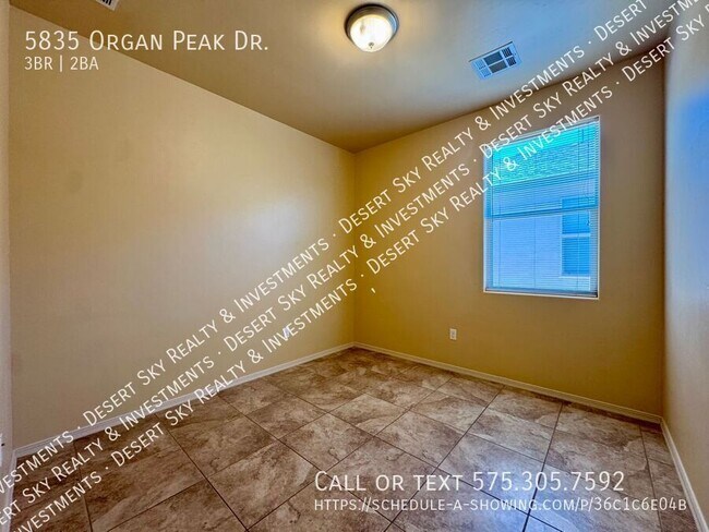 Building Photo - 5835 Organ Peak Dr