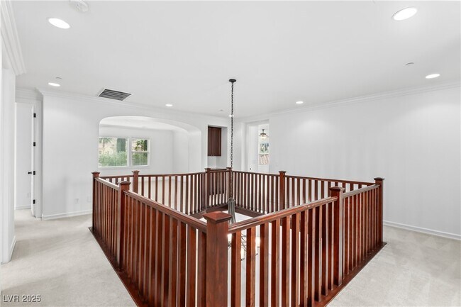 Building Photo - 58 Contrada Fiore Dr
