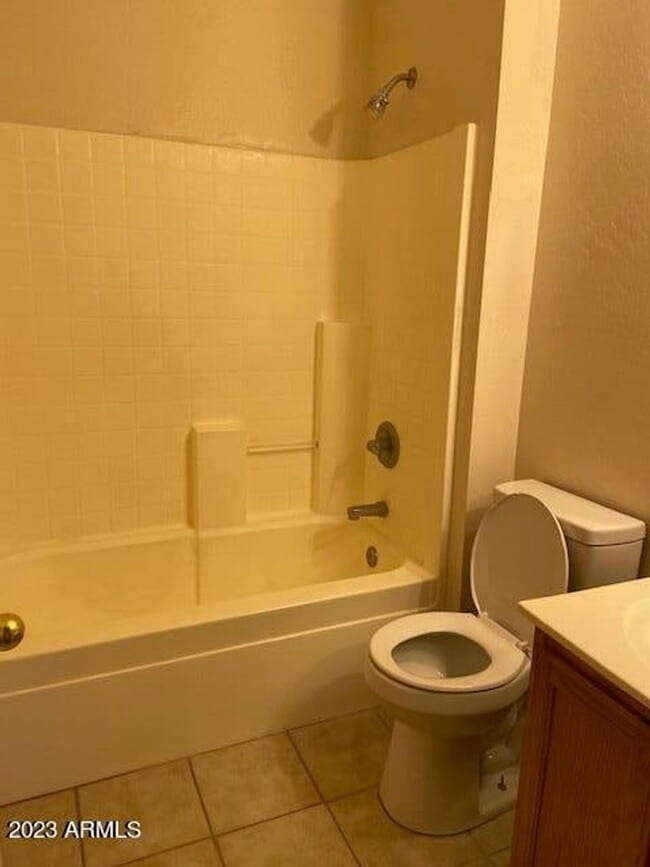 Building Photo - 2 BEDROOM IN APACHE JUNCTION!