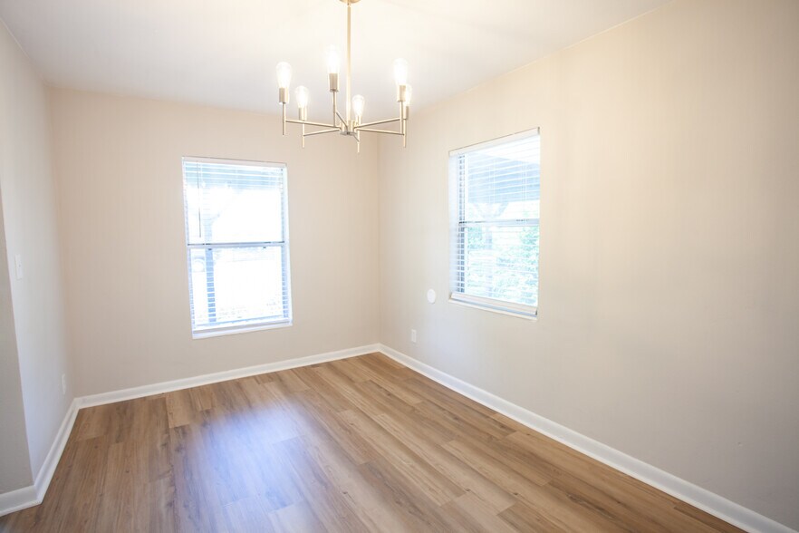 Building Photo - 1321 Stimson St