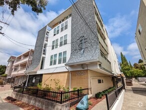 Building Photo - 2607 Ellsworth St