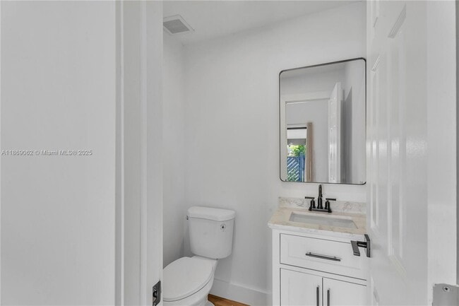 Building Photo - 9219 SW 123rd Ave Ct