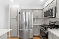 Building Photo - 2701 Sattley Cir