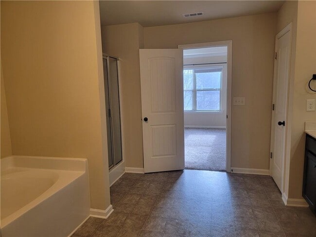 Building Photo - 2707 Morgan Glen Rd NE