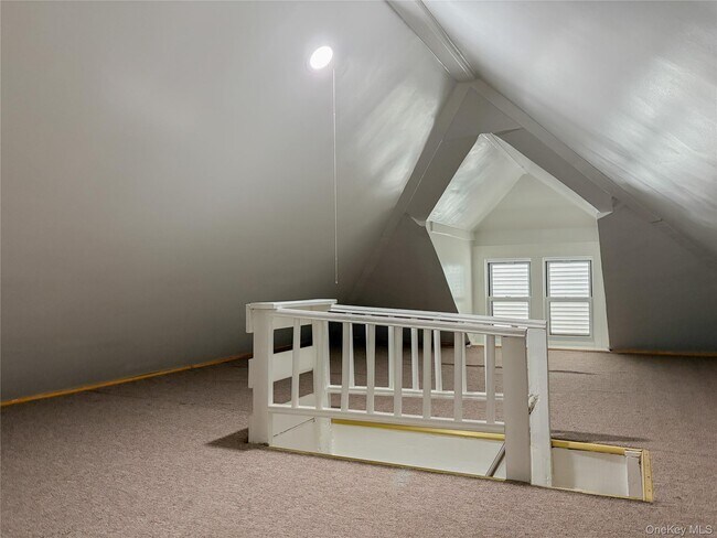 Building Photo - 2863 Coddington Ave