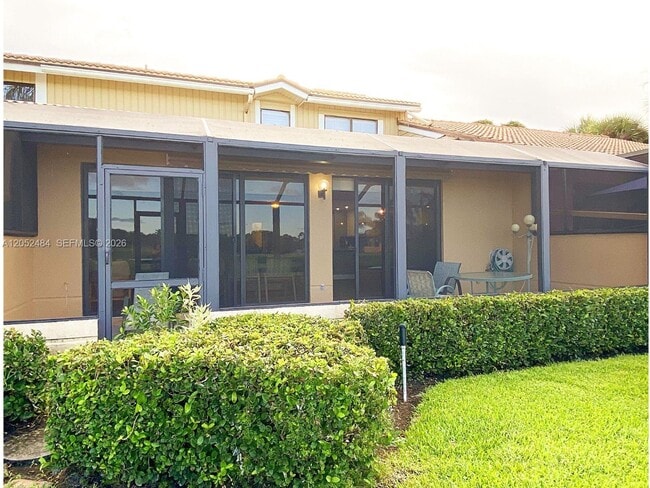 Building Photo - 437 Prestwick Ln