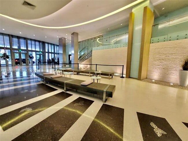 Building Photo - 92 SW 3rd St