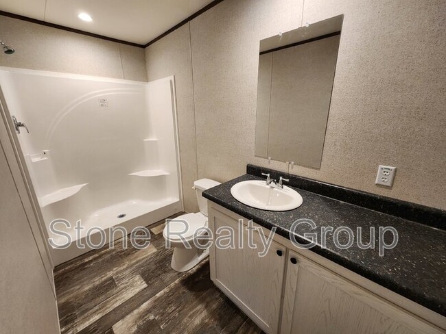 Building Photo - 1433 Grand Ave