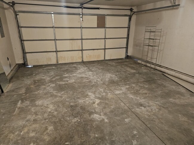 Building Photo - ** SPECIAL $1000 OFF 1st Months Rent**  3 bedroom home in Nampa !!