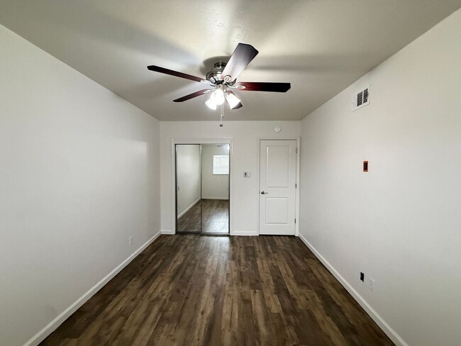 Building Photo - Orcutt Single Story Updated Home is Pet Fr...