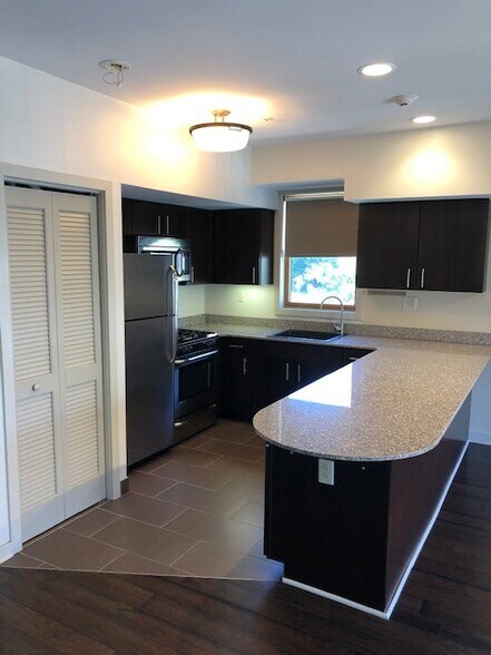 Kitchen - 468 Delaware Ave
