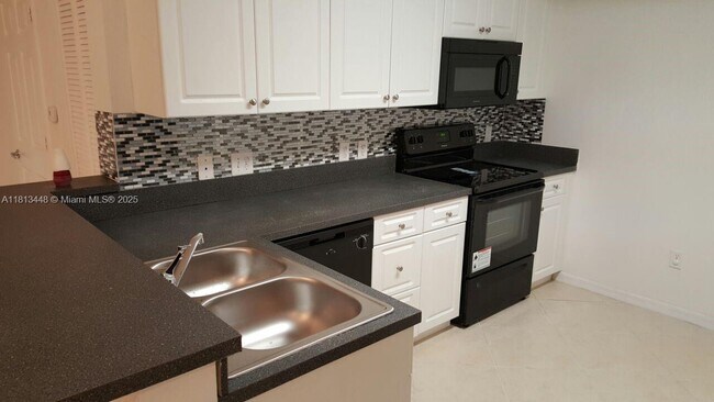 Building Photo - 155 NW 96th Terrace