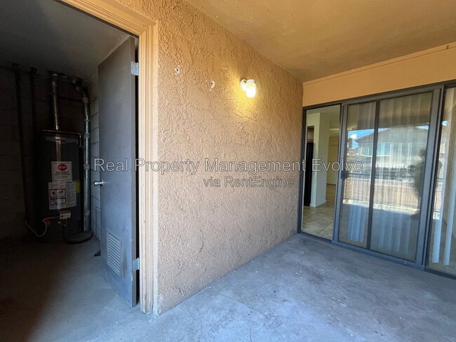 Building Photo - 7110 E Continental Dr
