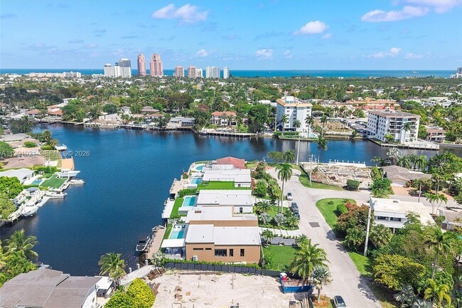 Building Photo - 2215 NE 19th St