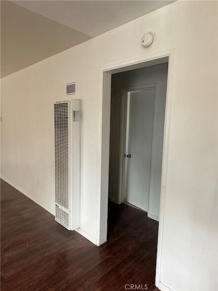 Building Photo - 501 University Pl