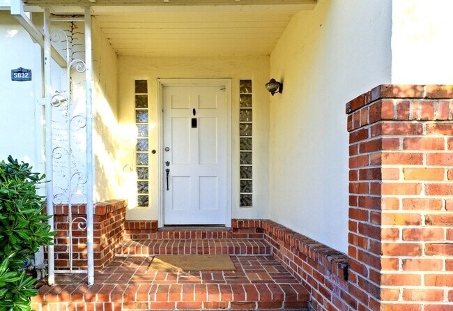 Building Photo - Piedmont Pines charming 3 Bedroom availabl...