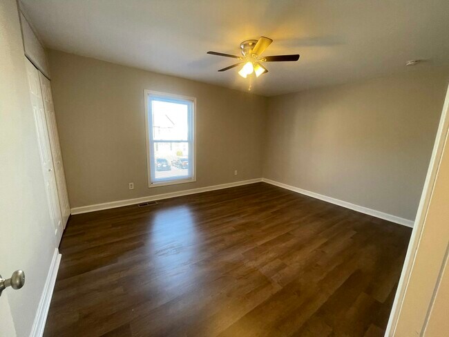 Building Photo - 134 Hickok Cir