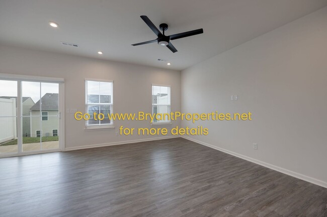 Building Photo - 632 Exmoor Dr