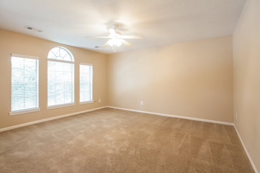 Building Photo - 4606 Serenity Trail