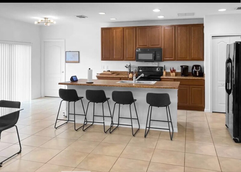 Building Photo - 3809 Spring Creek Rd