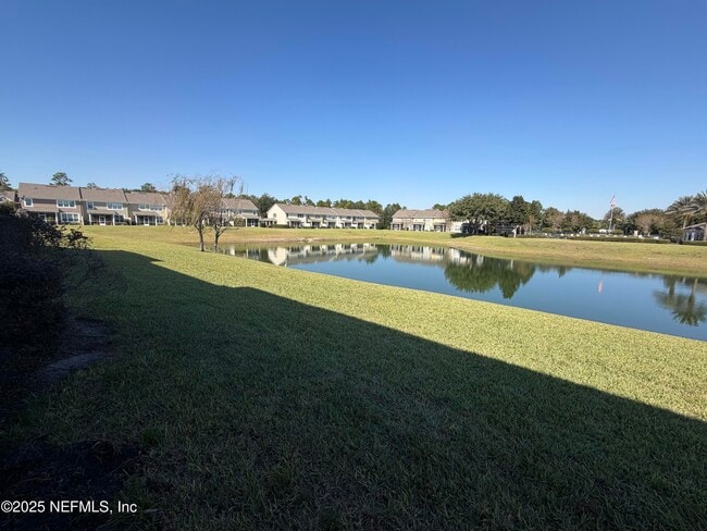 Building Photo - 6342 Autumn Berry Cir