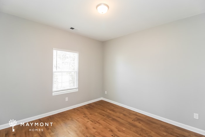 Building Photo - 648 Armitage Way