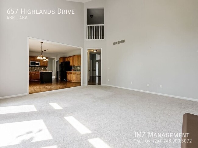 Building Photo - 657 Highlands Dr