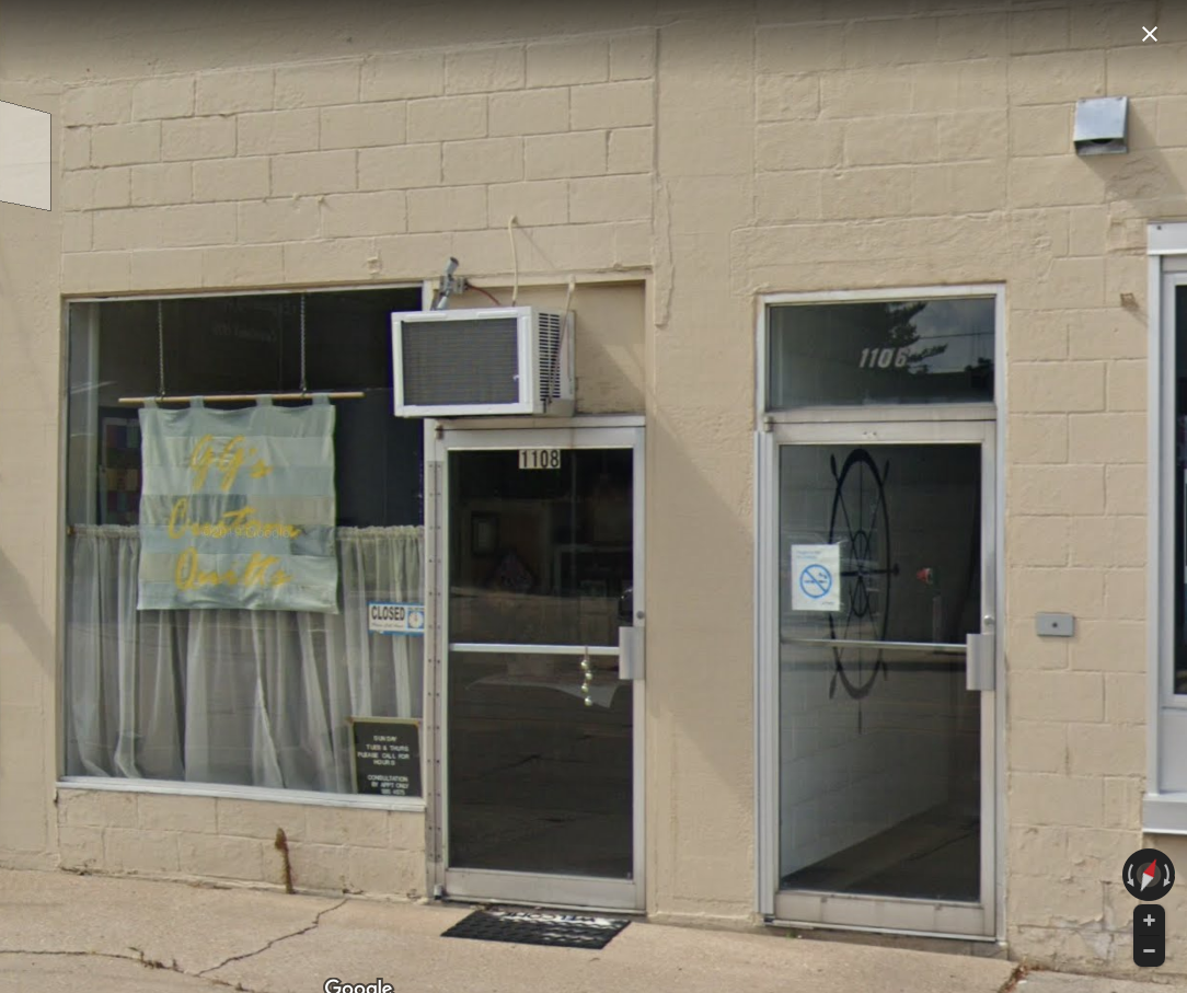 Door on the right is the entrance to apartments. - 1106 W Wisconsin Ave