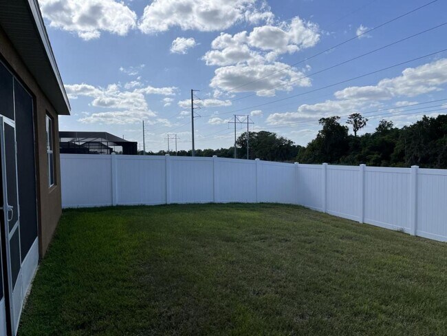 Building Photo - 11306 Leland Groves Dr