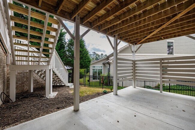 Building Photo - 11760 Stratham Dr