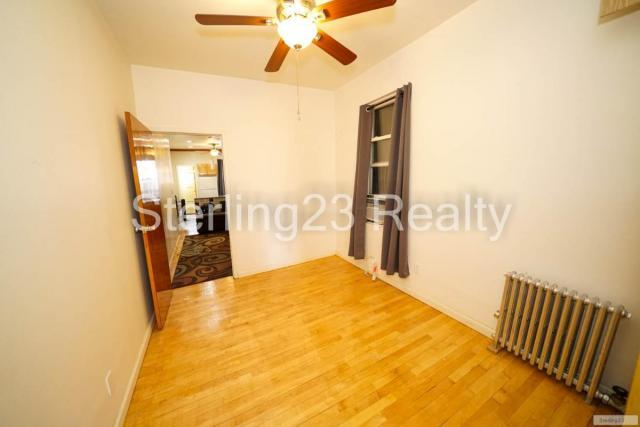 Building Photo - 2 bedroom in ASTORIA NY 11106