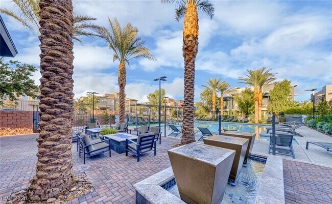 Building Photo - 11287 Gravitation Dr