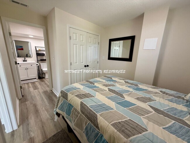 Building Photo - BEAUTIFUL TWO-STORY HOME w/POND VIEWS