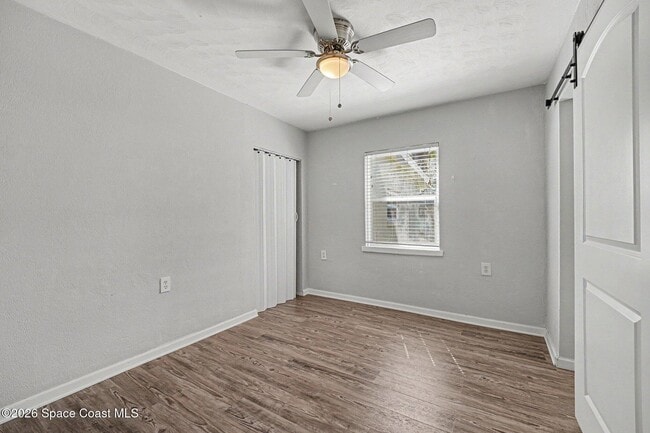 Building Photo - 1276 Gary Dr
