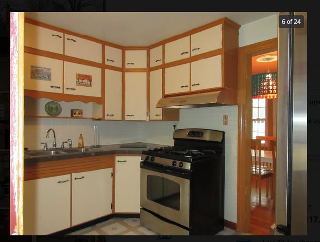 Building Photo - 2081 W Riverview Ave