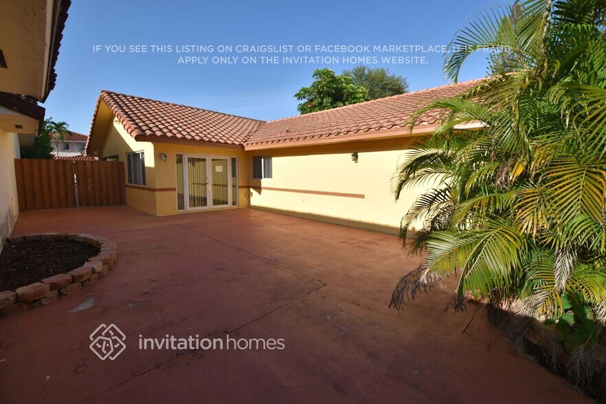 Building Photo - 11313 SW 74th St