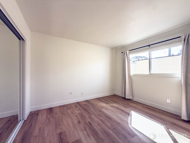 Building Photo - Newly Remodeled 2 Bedroom Apartment for Rent in Midtown Ventura!