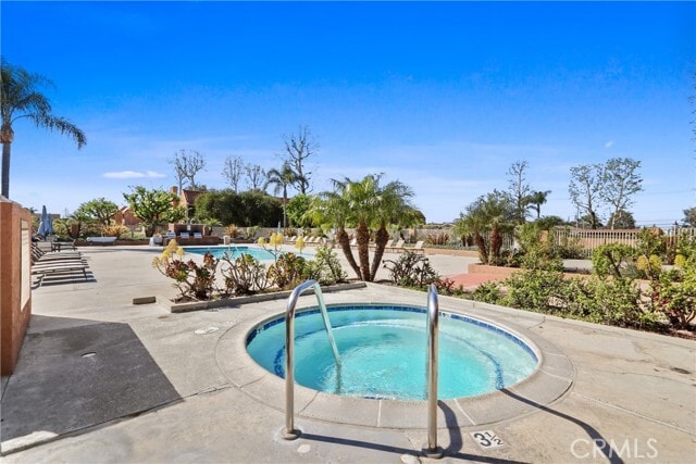 Building Photo - 6600 Warner Ave